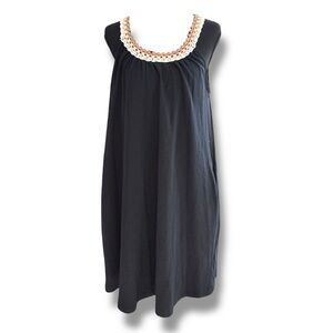 Elegant Black Sleeveless Dress with Crochet Detail